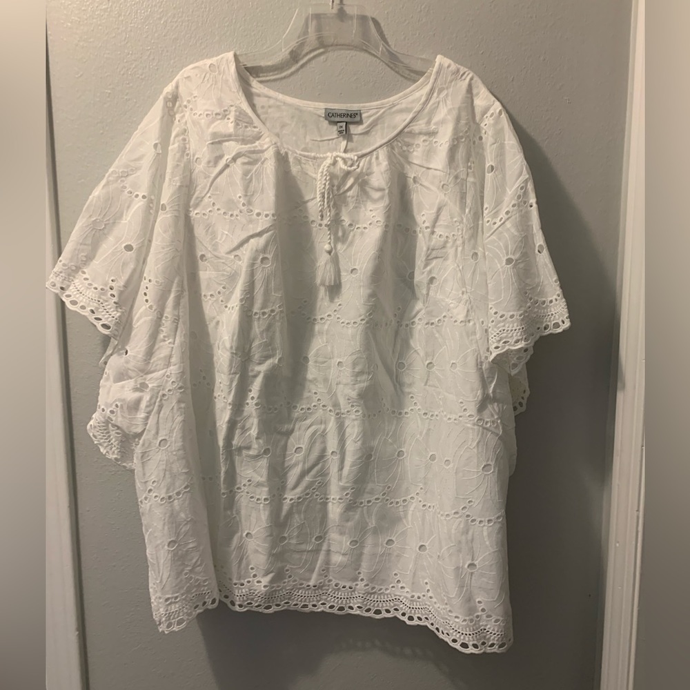 Catherine’s Lined Eyelet Tunic. 2X. NWOT